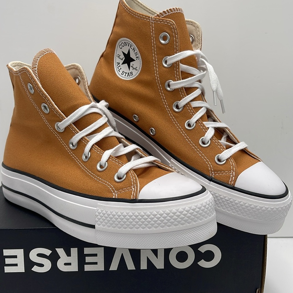 Converse WMNS CTAS LIFT HI
GINGERSNAP/WHITE/BLACK A11537F Platforms Sneakers - Picture 8 of 16